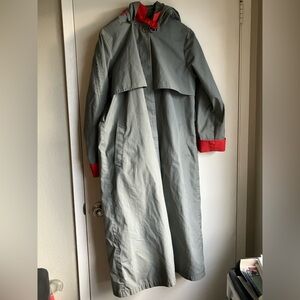 London Fog Trench Coat with bold Red Lining Vintage Size 12 Detachable Hood